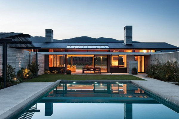Сочетания бетона и дерева в роскошном доме в Новой Зеландии